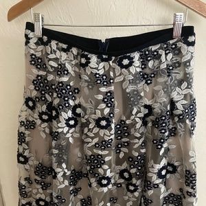 Lace skirt